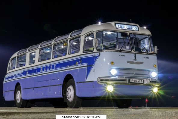 Parad� autobuze retro Budapesta - Frumoase autobuze! La noi toate au fost taiate!:( - Arhiva evenimente 2016