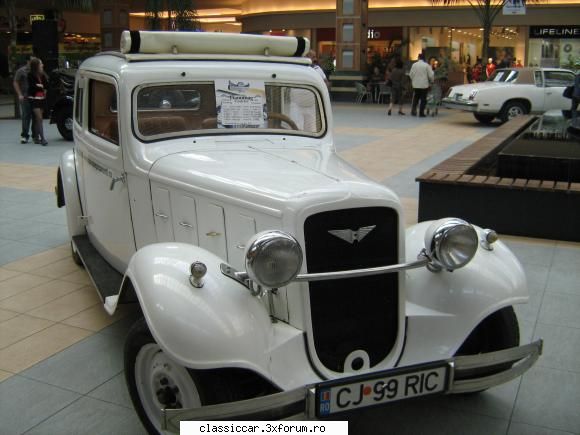 Parada si expozitie cu automobile de epoca 10-12 aprilie 2009 - pun si eu in graba ca - Arhiva evenimente 2009
