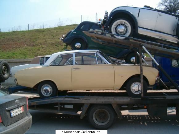 Parada si expozitie cu automobile de epoca 10-12 aprilie 2009 - am mai stat si azi (D - Arhiva evenimente 2009
