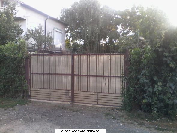 Parcarea in fata portii casei. - sk100it - Discutii libere