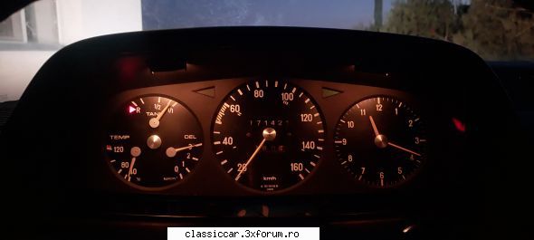 "Pătlăgica mecanică" - 1977 Mercedes 240 D (W123) - In realitate, cu destul - Prezentare masini