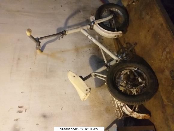 Pegas 12 - Am �nceput lucrul la pegas, arată - Prezentare motociclete, motorete si biciclete de colectie