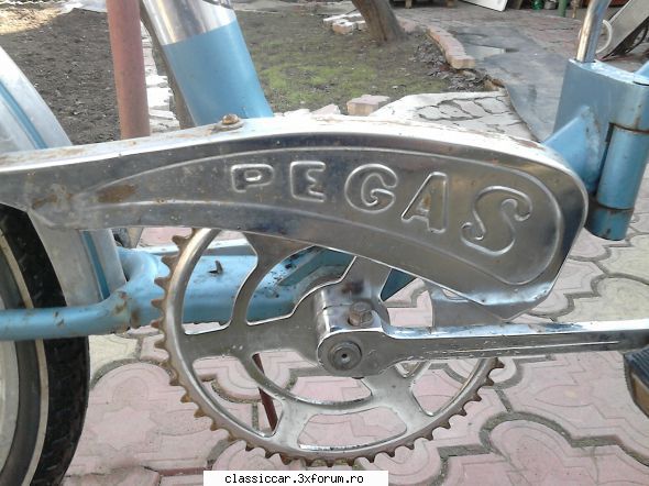 Pegas Camping din 1975 - Apărătoarea de - Prezentare motociclete, motorete si biciclete de colectie