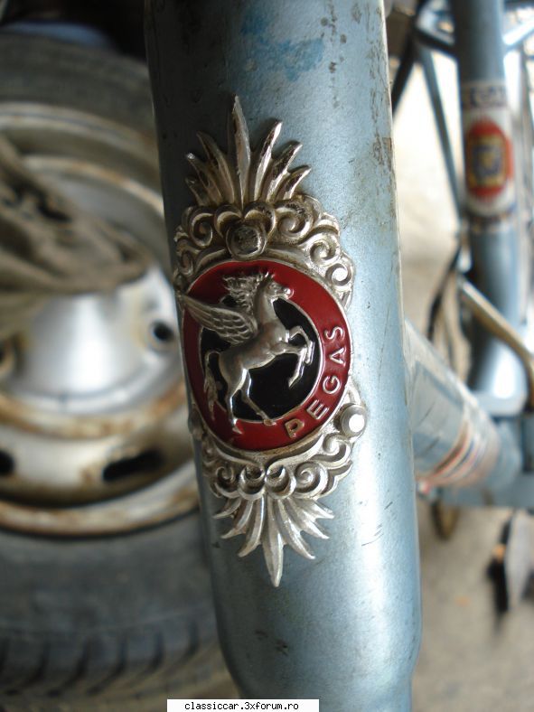 Pegas camping - emblema a sc�pat ca prin minune - Prezentare motociclete, motorete si biciclete de colectie
