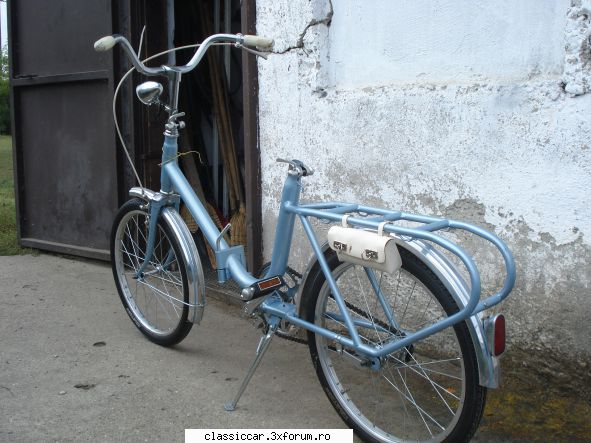 Pegas camping - lipseste saua original� alb� de - Prezentare motociclete, motorete si biciclete de colectie