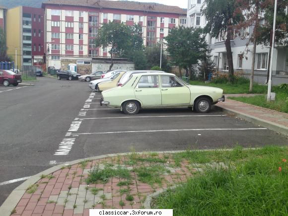 Piatra Neamt - Pot sa postez si eu? =) Am pozat o masina foarte - Am vazut prin Romania
