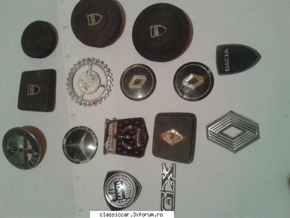 Piese.. - Embleme , capace volan, etc pret 100 lei fara - Vanzari  piese si accesorii