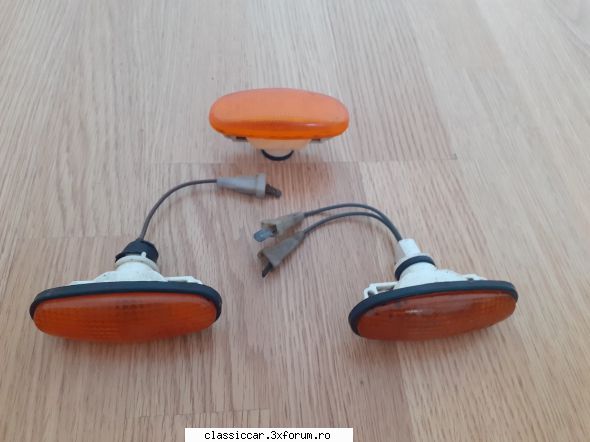 Piese Dacia ARO - Lămpi semnalizare aripi lei bucata - Vanzari  piese si accesorii