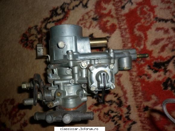 inca o poza piese nos renault r10 , dacia 1100 .