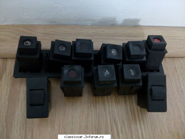 Piese Oltcit - Butoane bord 8 lei bucata...minim 5 la colet - Vanzari  piese si accesorii
