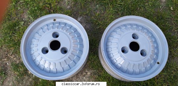 Piese Oltcit - Două jante - 400 lei - Vanzari  piese si accesorii