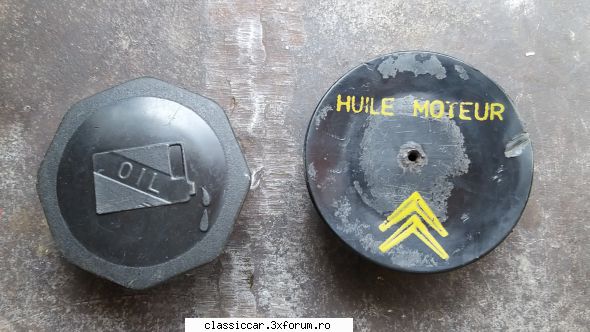 Piese Oltcit - Doua capace ulei - 30 lei am�ndoua - Vanzari  piese si accesorii