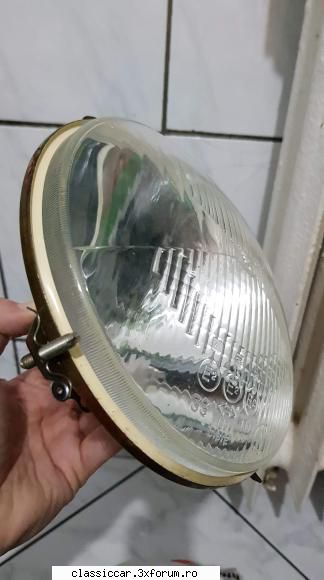 Piese Peugeot 404 - Salut, Un prieten vinde următoarele piese - Vanzari  piese si accesorii