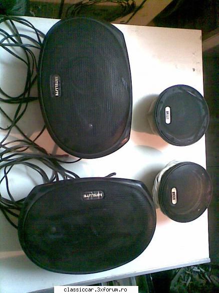 Piese Renault 16 - Vand un set de boxe auto (fata-spate), 12 V - Vanzari  piese si accesorii