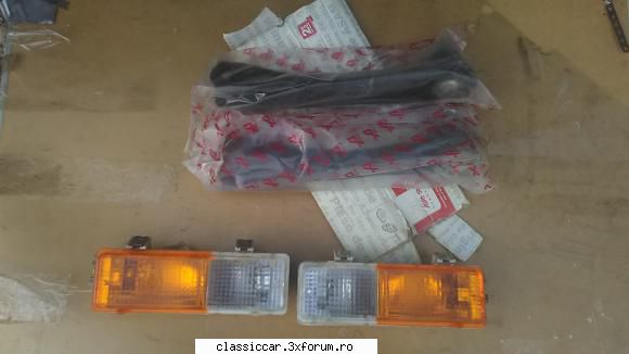 Piese noi Dacia - Vand lot de piese pentru Dacia ...compus din 2 - Vanzari  piese si accesorii