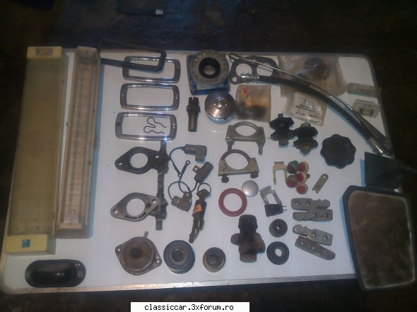 Piese noi Renault 10 - Tot ce se vede in poze se vinde pt doar 40 ron - Vanzari  piese si accesorii
