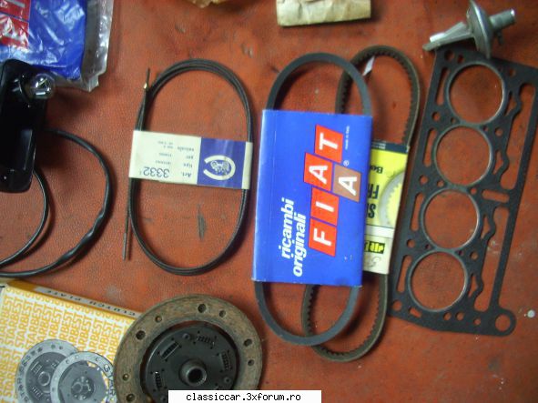 Piese noi pentru Fiat 850 ,fiat 600 , 1100 - Garnitura de chiulasa noua -50 ron - Vanzari  piese si accesorii