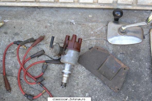 Piese pentru Dacia 1100 - Delco --100 lei Oglinda --40 lei - Vanzari  piese si accesorii