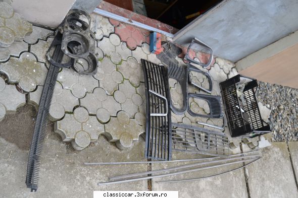 Piese pentru Dacia 1100 - Ornamente de prag , baghete cromate . 3 bucati - Vanzari  piese si accesorii
