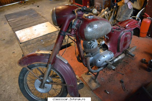 Piese pentru MOTOCICLETE - Piese pentru Java --Vandut ! - Vanzari  piese si accesorii