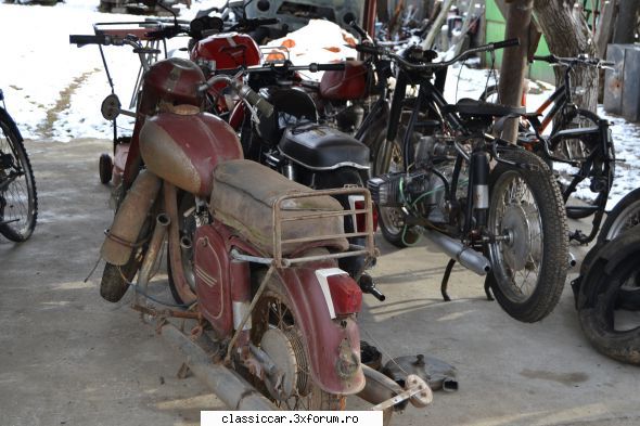 Piese pentru MOTOCICLETE - Piese Jawa sau intreg - Vanzari  piese si accesorii