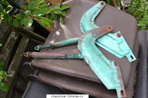 Piese pentru VW Kafer , Beetle - Balamale capota fata --90 lei / doua bucati - Vanzari  piese si accesorii
