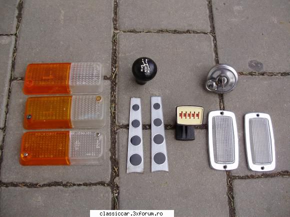 Piese rare dacia 1300 - an 1970 - S-au adaugat : - ornamente volan 2buc- 30 lei - Vanzari  piese si accesorii
