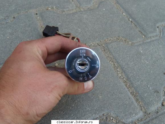 Piese rare dacia 1300 - an 1970 - S-a adaugat ; - contact francez cu o singura - Vanzari  piese si accesorii