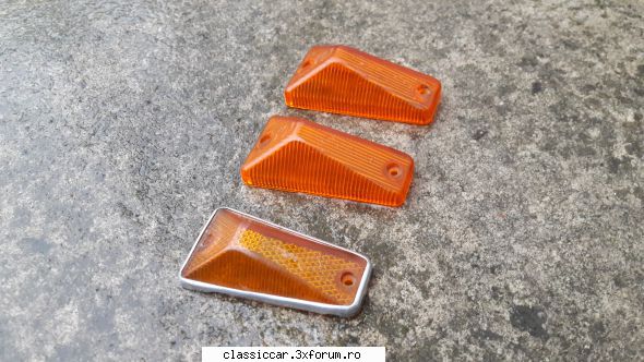 Piese rare dacia 1300 - an 1970 - 3 capace portocalii - 35 lei setul - Vanzari  piese si accesorii