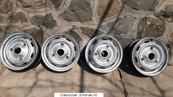 Piese rare dacia 1300 - an 1970 - V�nd set jante Dacia 1300-lățime - Vanzari  piese si accesorii