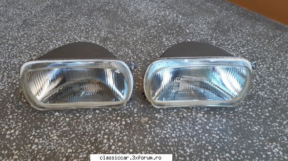 Piese rare dacia 1300 - an 1970 - V�nd set faruri Elba dacia 1300 aproape noi - Vanzari  piese si accesorii