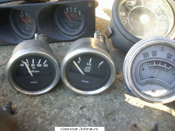 Piesele lui Tavi - M-ar interesa ceasul Jaeger de temperatură - Vanzari  piese si accesorii