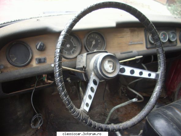 Piesele lui Tavi - Aripa nu mai este ... Alte piese pentru 1100 sunt - Vanzari  piese si accesorii