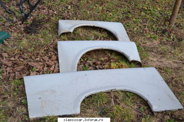Piesele lui Tavi - Aripi pentru trabant --60 lei / bucata - Vanzari  piese si accesorii