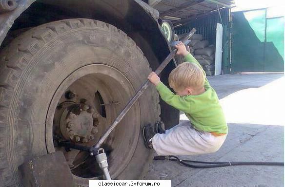 Poze... inedite! - ambitios pustiul :)) - Coltul vesel