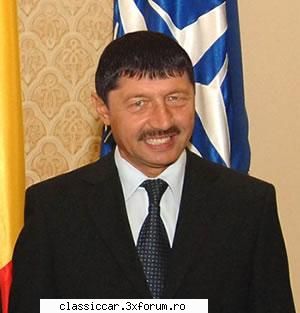 Poze... inedite! - presedintele rominiei - Coltul vesel