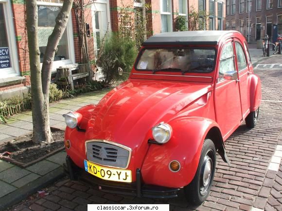 Prin Olanda, Leiden - un alt citroen clasic - Din lumea larga