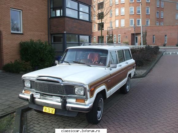 Prin Olanda, Leiden - un clasic american, nu foarte vechi: Un Jeep - Din lumea larga