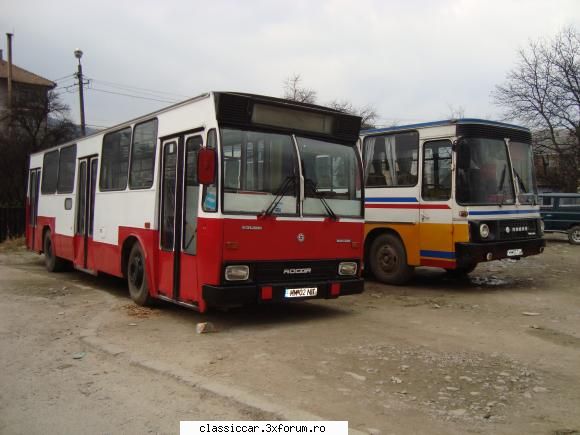Prin Viseu, judetul MM - 2 autobuze (atat au mai ramas in oras) - Am vazut prin Romania