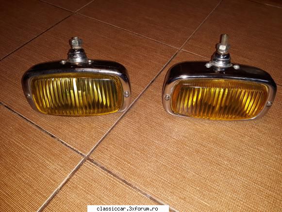 Proiectoare Elba noi - Se vinde un set de proiectoare ceata Elba, noi - Vanzari  piese si accesorii