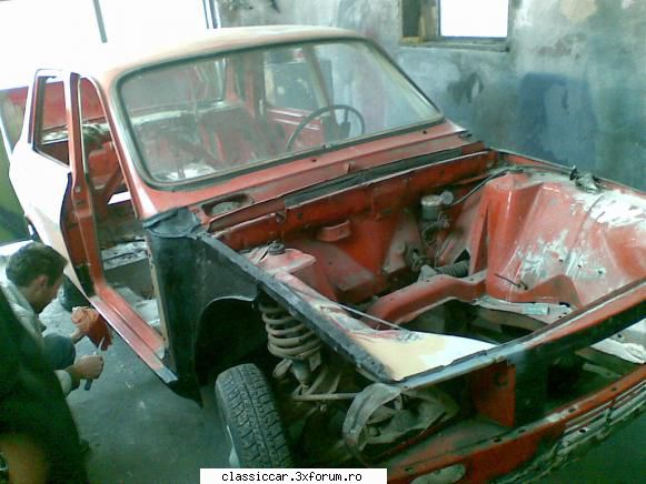 Proiectul "A doua tinerete" Dacia - Prime poze cu batrana inainte de vopsire S-au - Prezentare masini