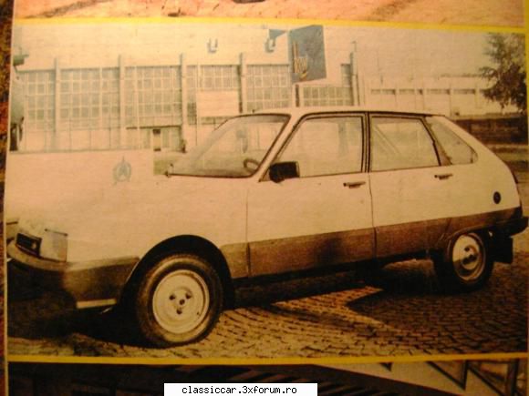 Prototipuri si serii limitate romanesti! - Oltcit cu 5 usi expus la TIB 89 - File de istorie