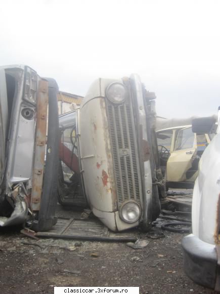 REMAT Resita - si o poza cu moskvich-ul pe moarte - Rust In Peace