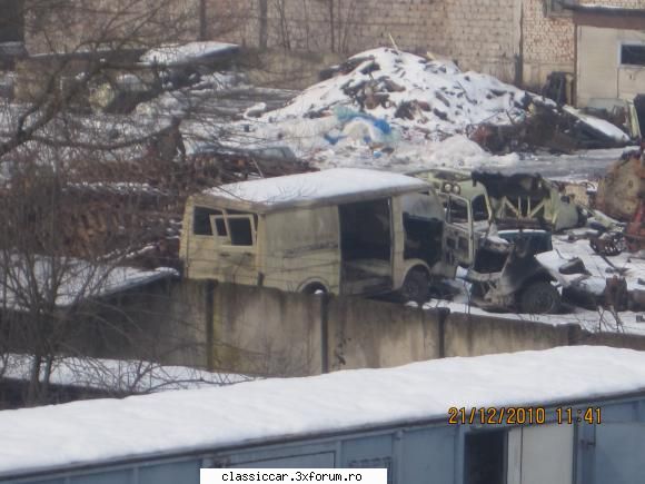 REMAT Resita - Curtea Rematului e goala. Doar acest VW a mai - Rust In Peace