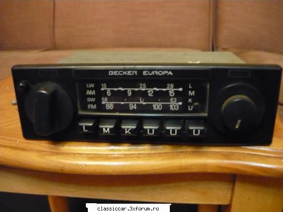 Radio mercedes w123 - Original ptr cobra e asta din poza. De vanzare la - Cumparari piese