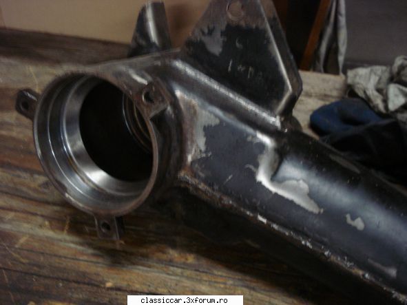 Re�nviere Citroen 2 CV a ) - cur�tarea locasulu rulmentilor - Reconditionari si Restaurari