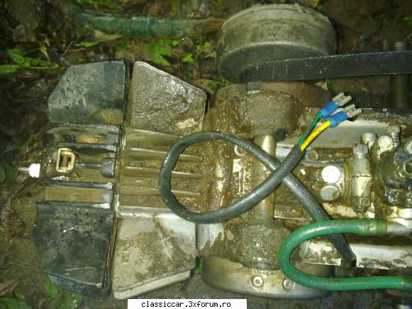 Reconditionare Derbi Variant Sport - apoi iar motoru si carburatorul - Reconditionari si Restaurari