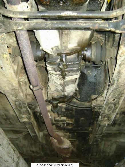 Renault 15 TL - 1973 - Asa arata podeaua si pragurile - Prezentare masini