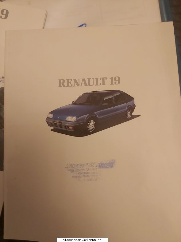 Renault - Editie showroom de prezentare Renault 19 , editie - Reconditionari si Restaurari
