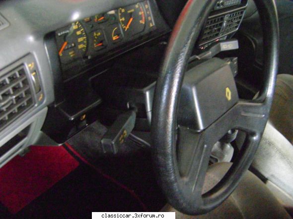 Renault - Cochilia de la volan era rupta, am montat alta - Reconditionari si Restaurari